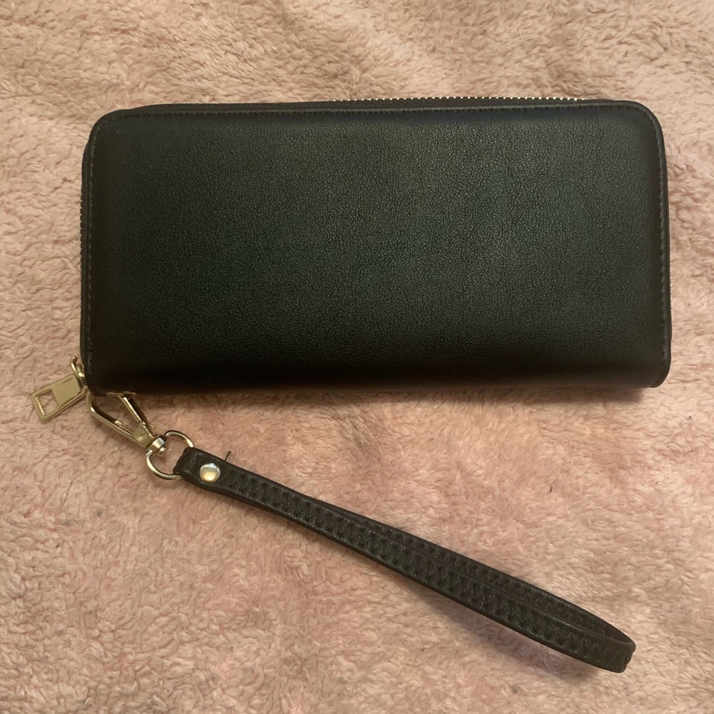 brand new never been used black wristlet